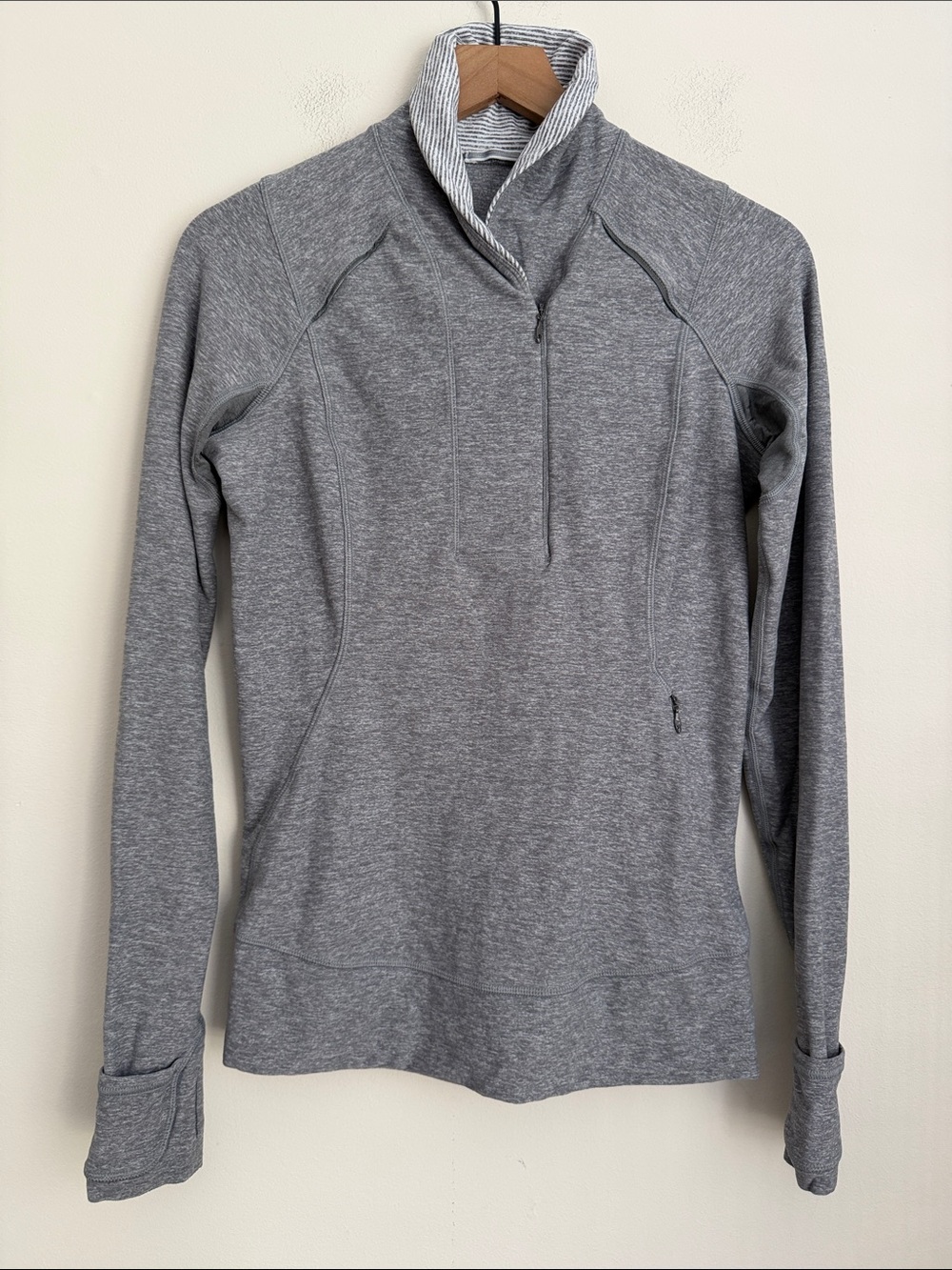 Lululemon Think Fast Heather gray pullover jacket vent thumbholes 8